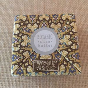 Almond Coca Butter Exfoliating Spa Soap